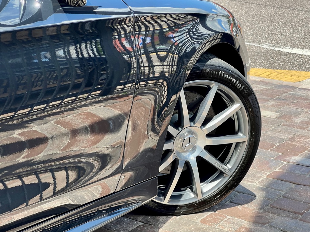 Photo 13 of this MERCEDES-BENZ S-CLASS