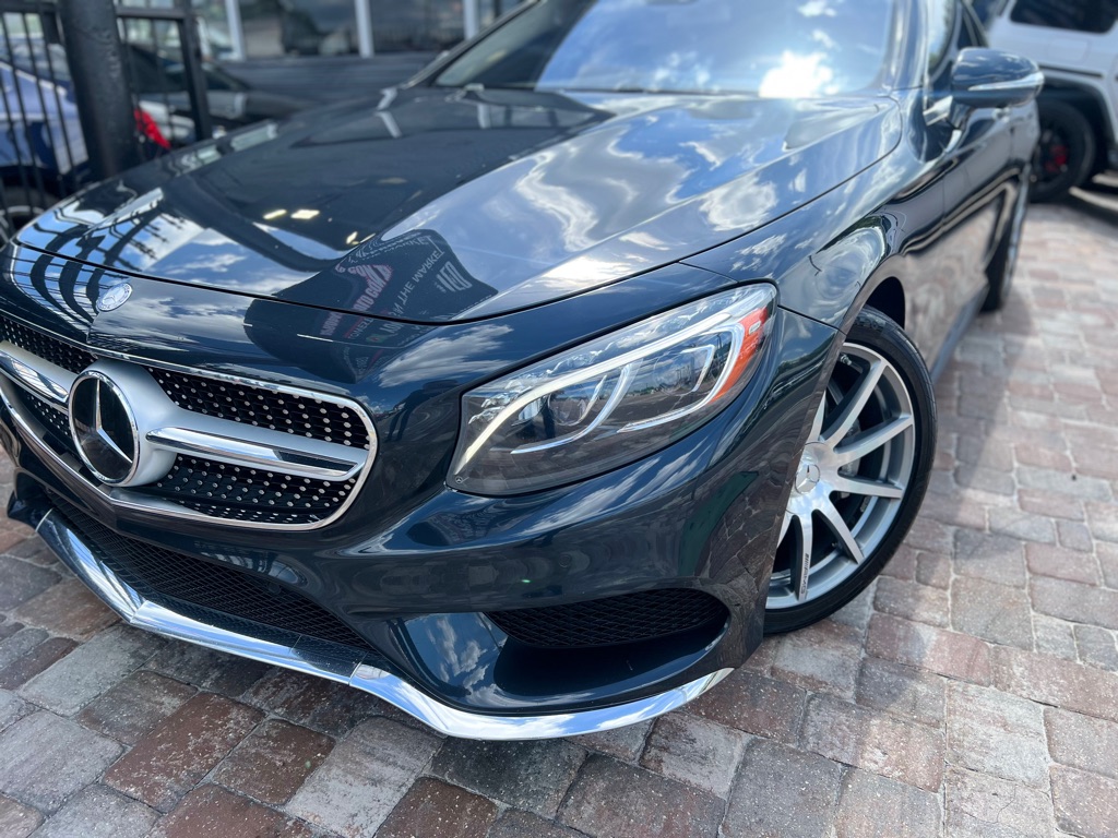 Photo 38 of this MERCEDES-BENZ S-CLASS