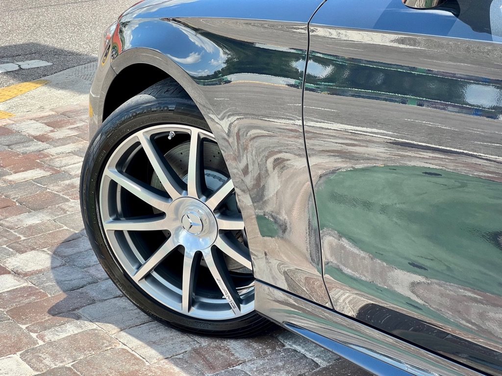 Photo 23 of this MERCEDES-BENZ S-CLASS