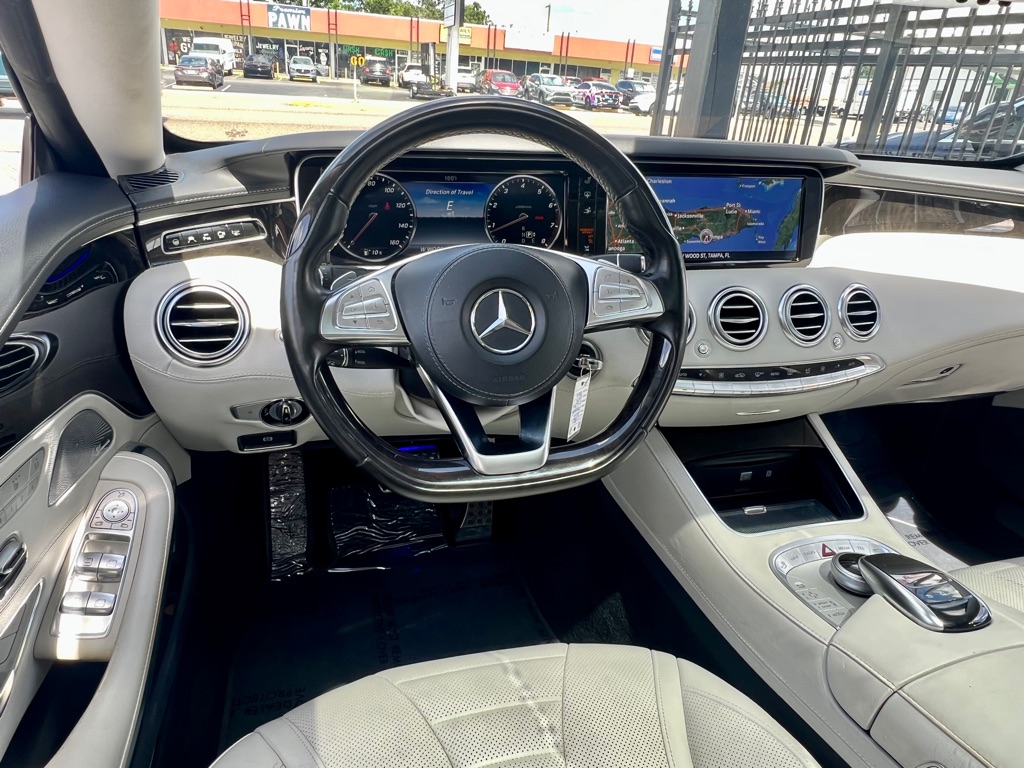 Photo 33 of this MERCEDES-BENZ S-CLASS