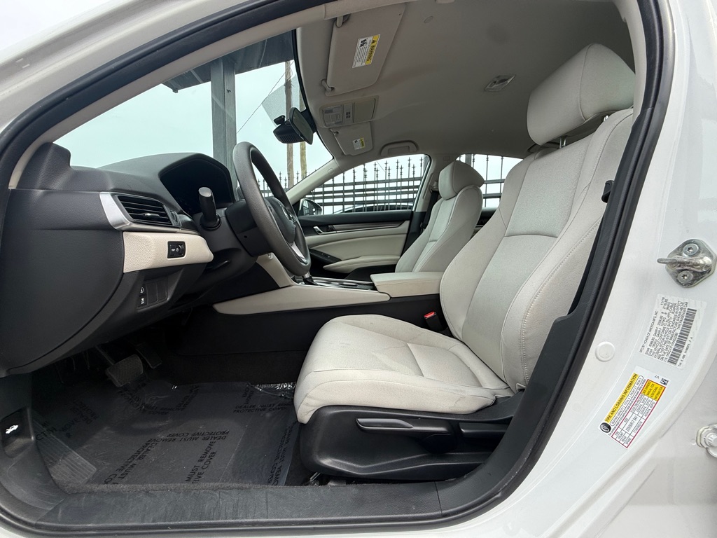 Photo 11 of this HONDA ACCORD
