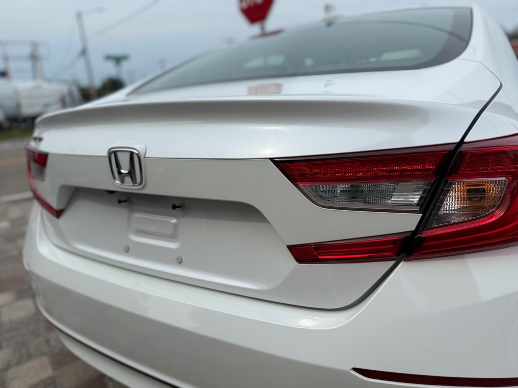 Photo 34 of this HONDA ACCORD