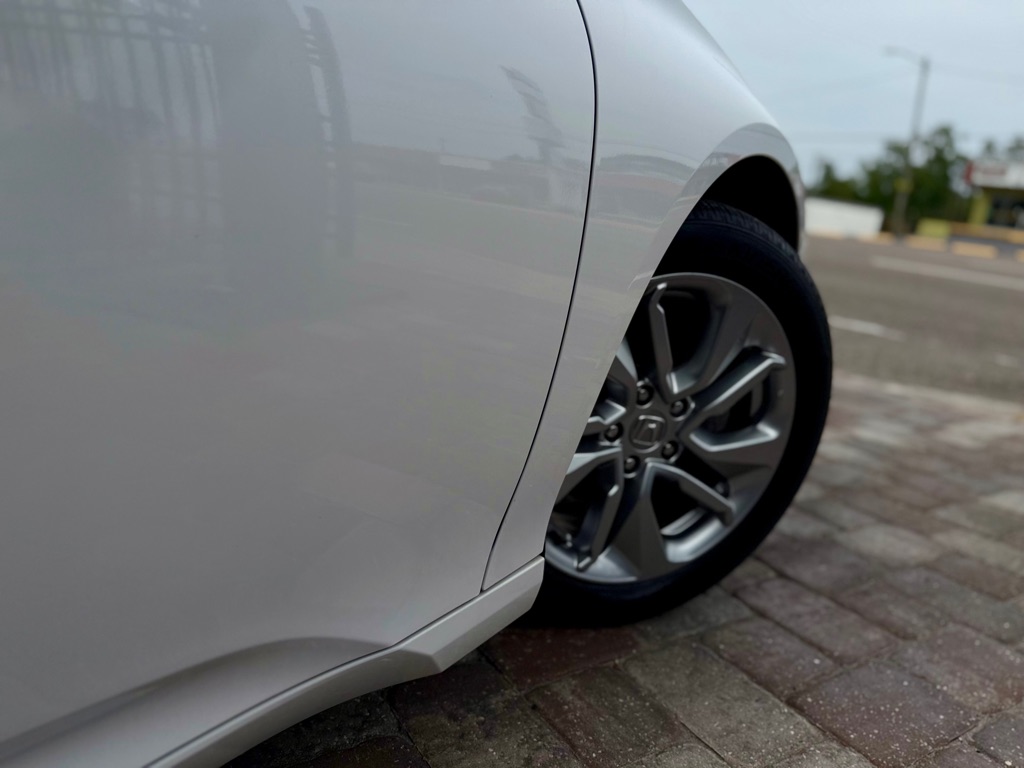 Photo 25 of this HONDA ACCORD