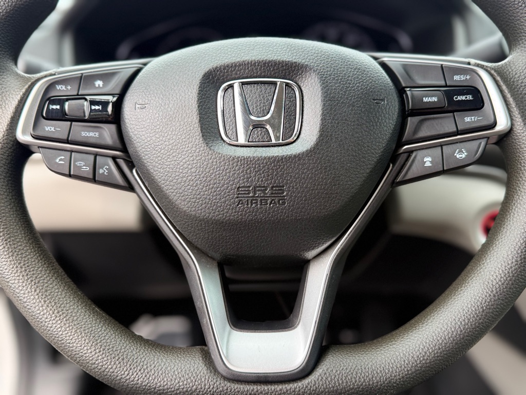 Photo 31 of this HONDA ACCORD