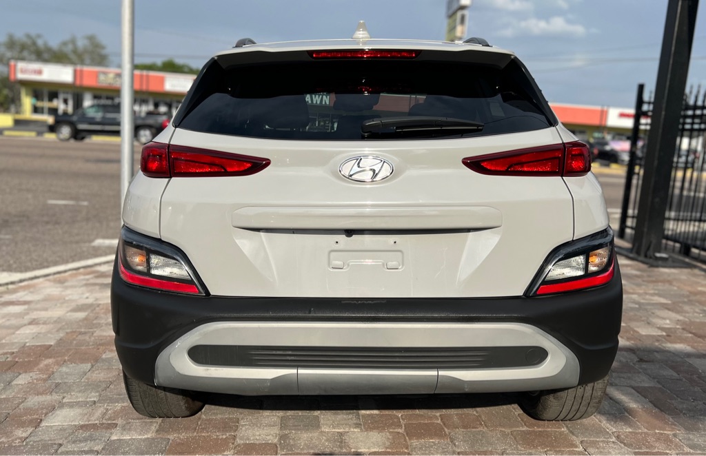Photo 7 of this HYUNDAI KONA