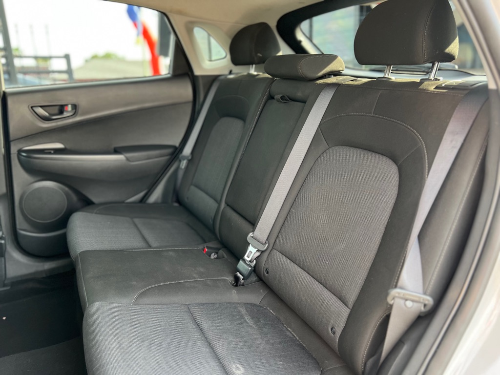 Photo 17 of this HYUNDAI KONA