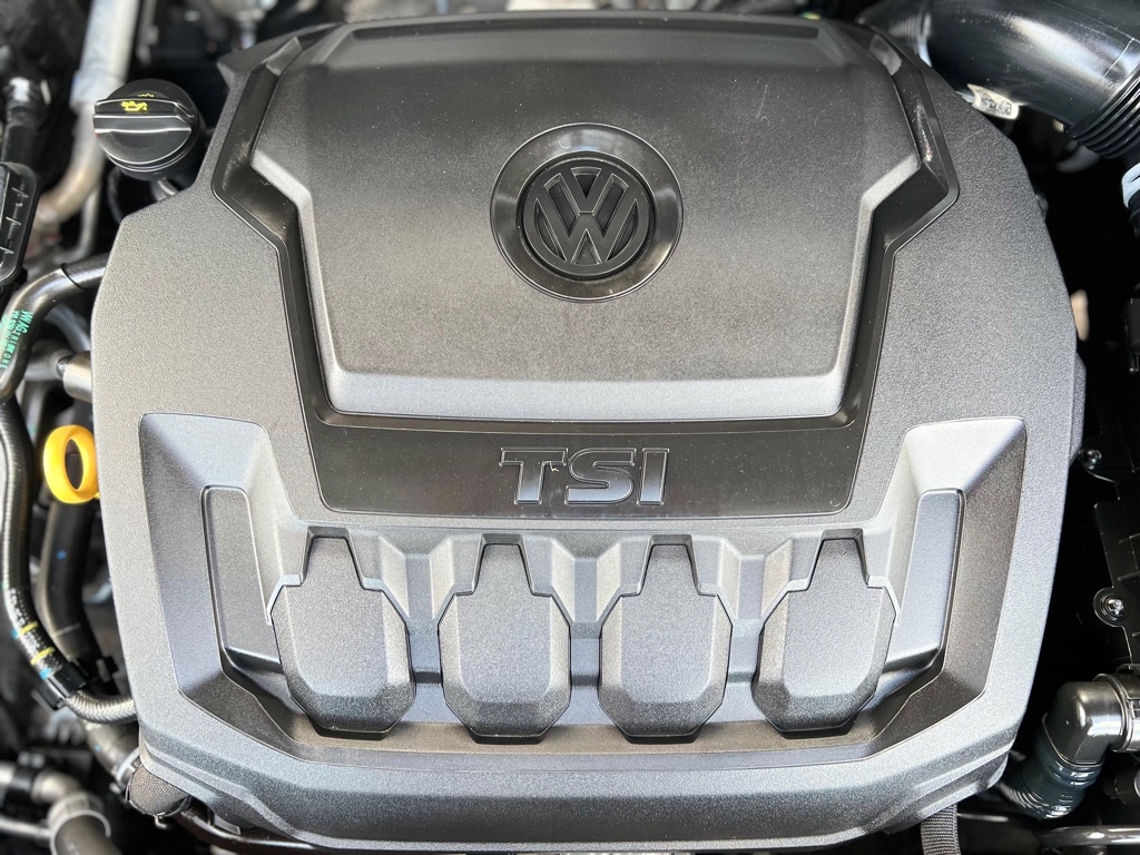 Photo 24 of this VOLKSWAGEN TIGUAN