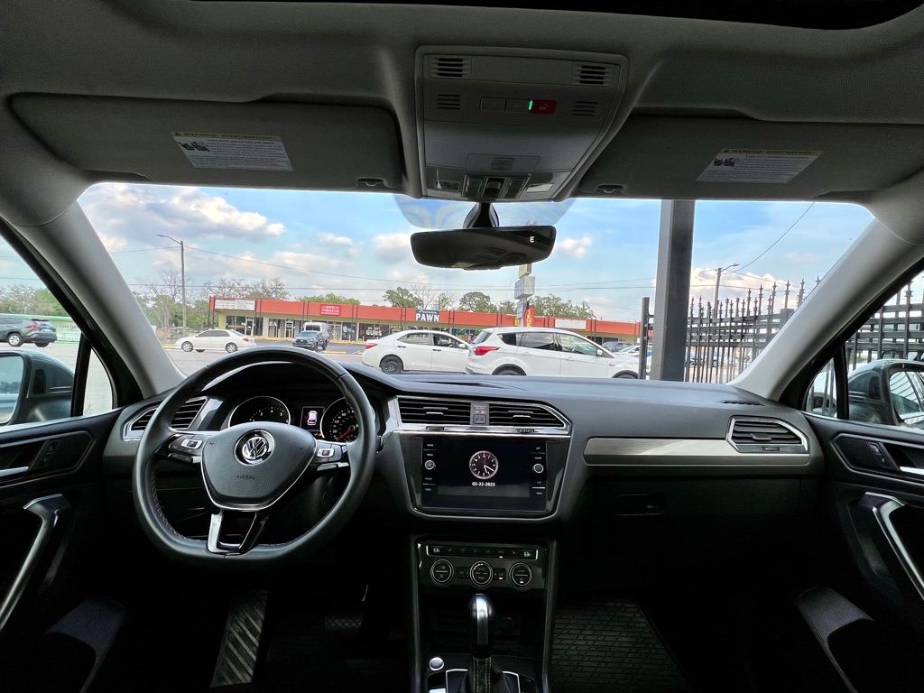 Photo 15 of this VOLKSWAGEN TIGUAN