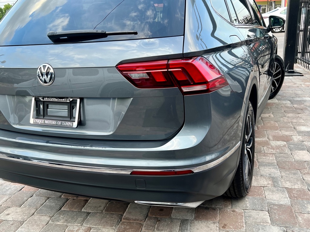 Photo 26 of this VOLKSWAGEN TIGUAN