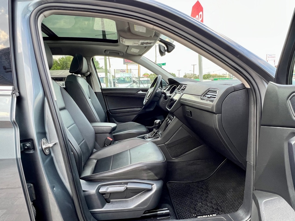 Photo 22 of this VOLKSWAGEN TIGUAN