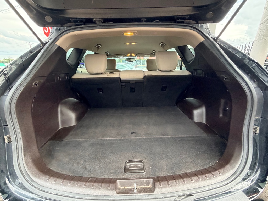 Photo 24 of this HYUNDAI SANTA FE SPORT