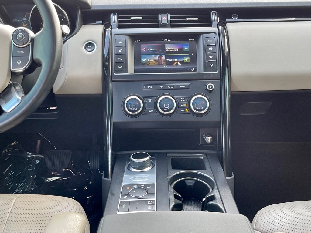 Photo 18 of this LAND ROVER DISCOVERY