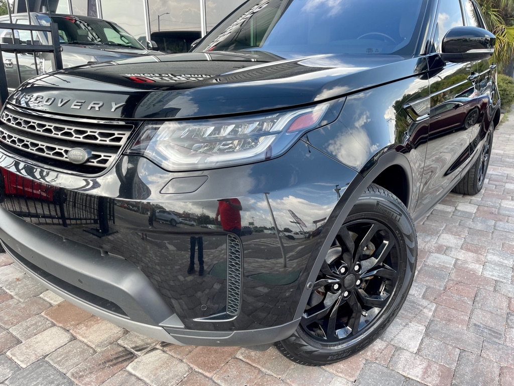 Photo 24 of this LAND ROVER DISCOVERY