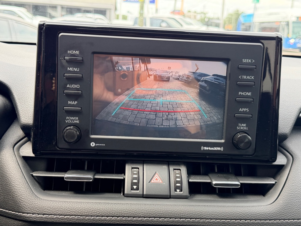 Photo 15 of this TOYOTA RAV4