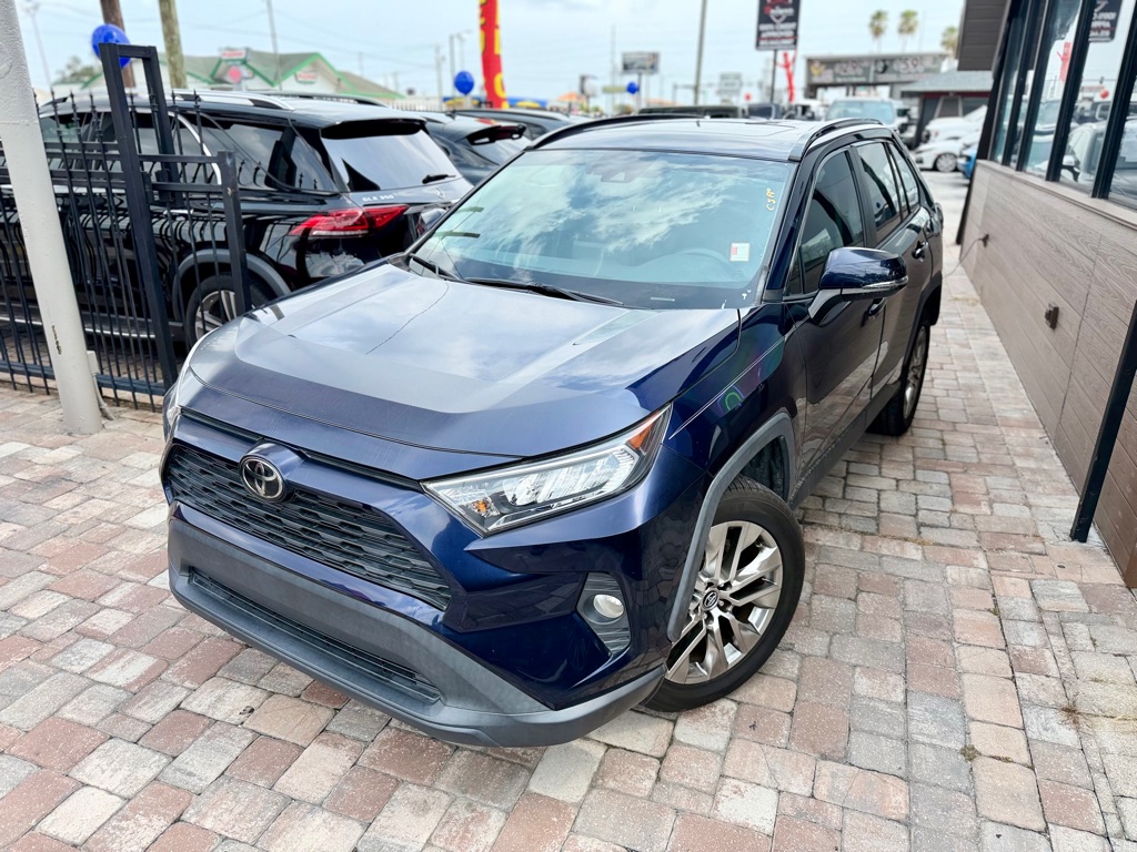 Photo 3 of this TOYOTA RAV4