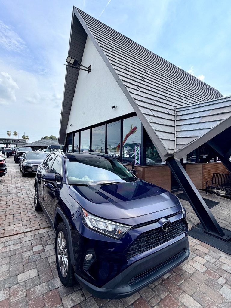 Photo 22 of this TOYOTA RAV4