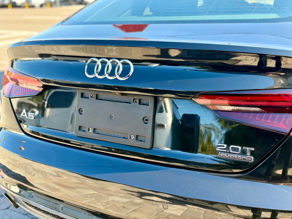 Photo 11 of this AUDI A5
