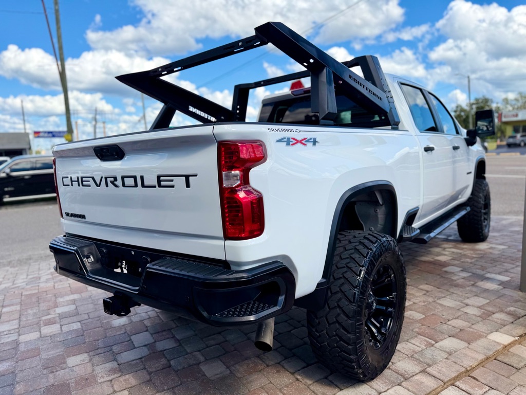 Photo 9 of this CHEVROLET SILVERADO 2500