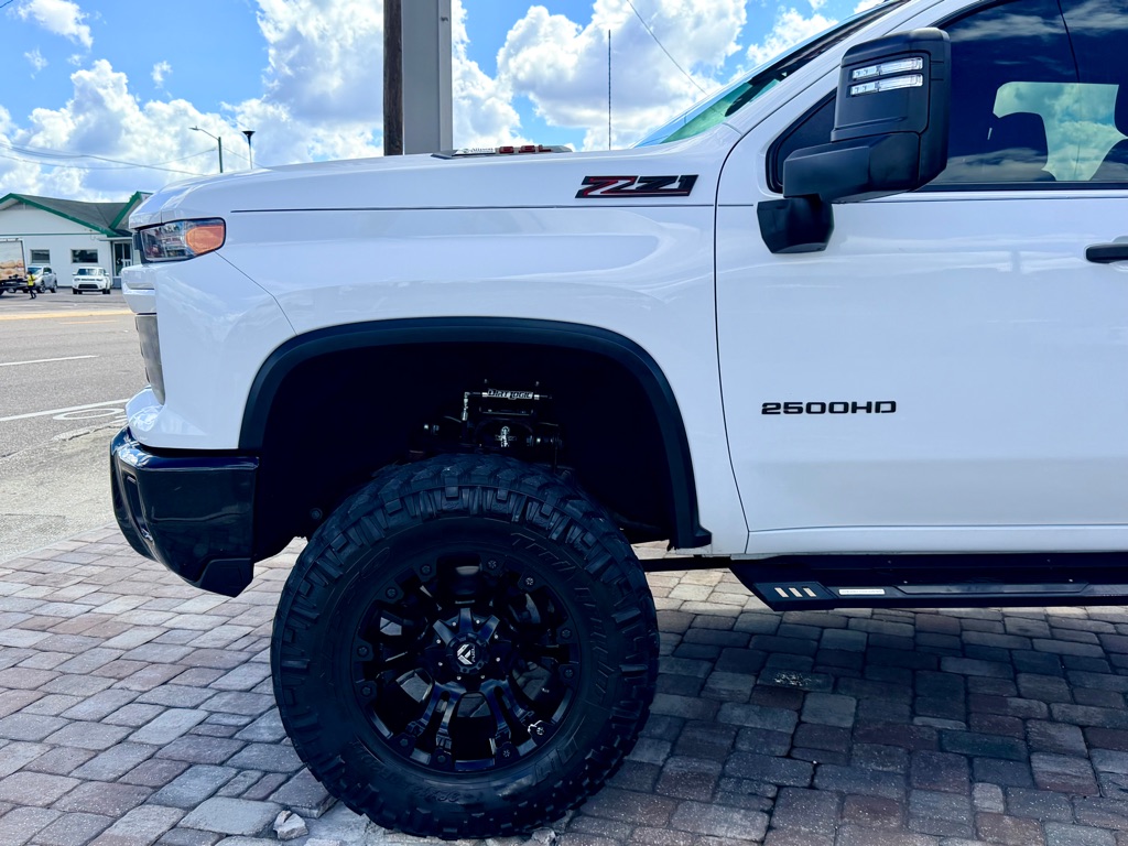 Photo 22 of this CHEVROLET SILVERADO 2500