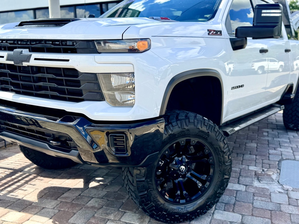 Photo 26 of this CHEVROLET SILVERADO 2500
