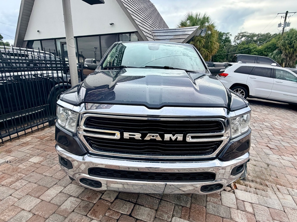 Photo 4 of this RAM 1500