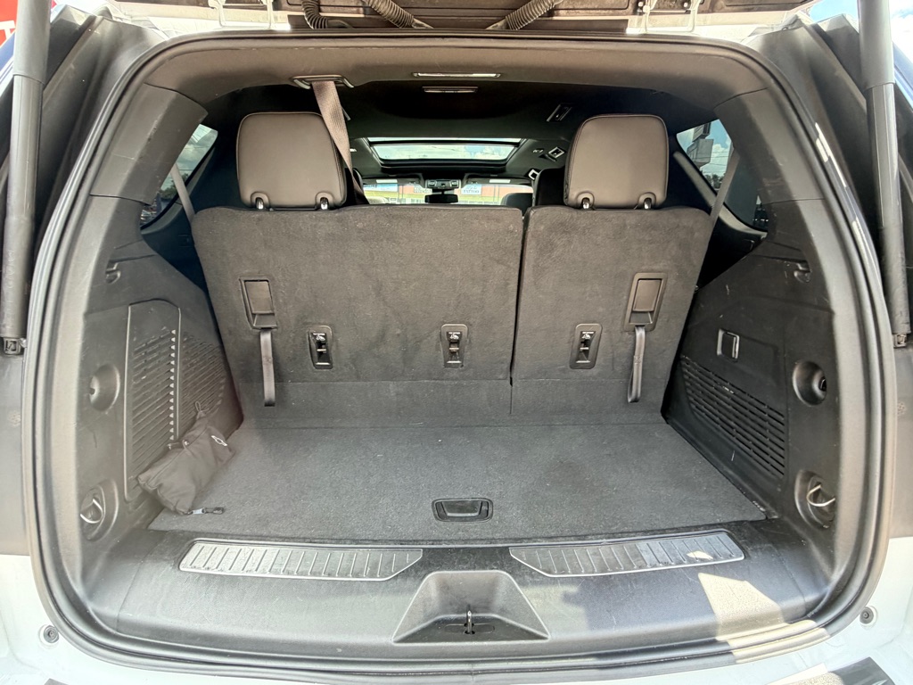 Photo 21 of this CHEVROLET TAHOE