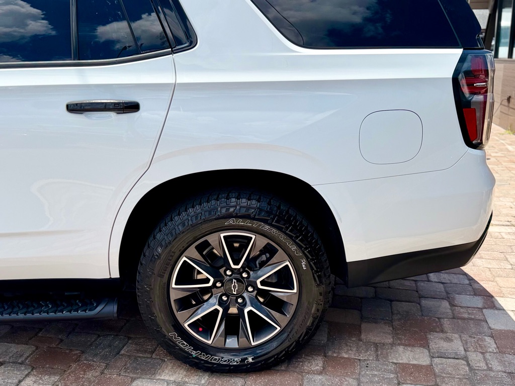 Photo 30 of this CHEVROLET TAHOE