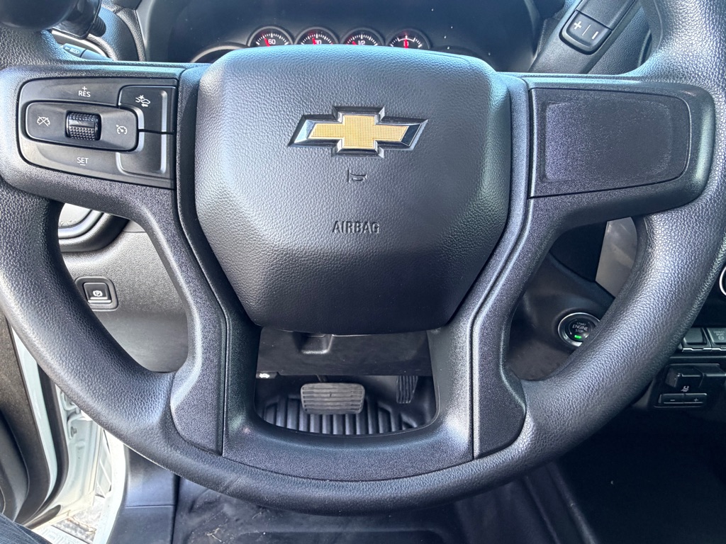 Photo 19 of this CHEVROLET SILVERADO 3500