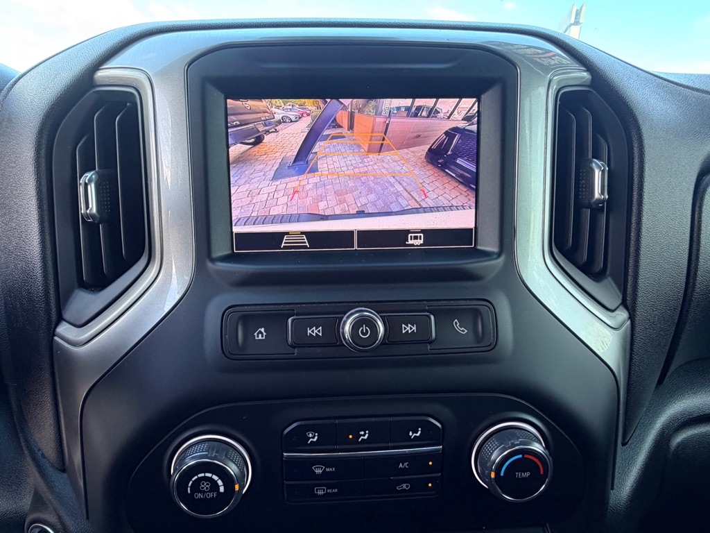 Photo 17 of this CHEVROLET SILVERADO 3500