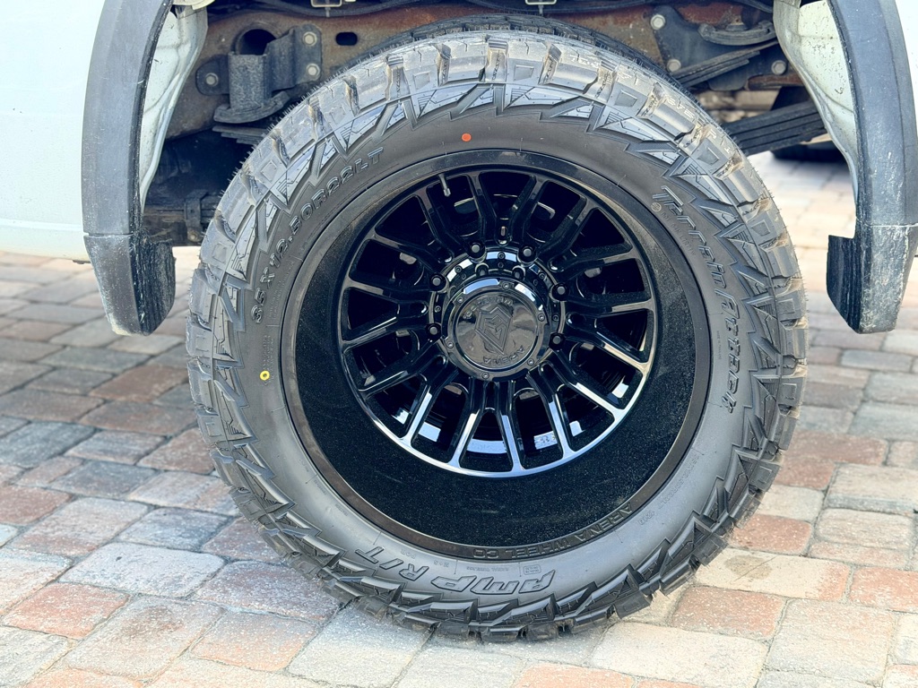 Photo 13 of this CHEVROLET SILVERADO 3500