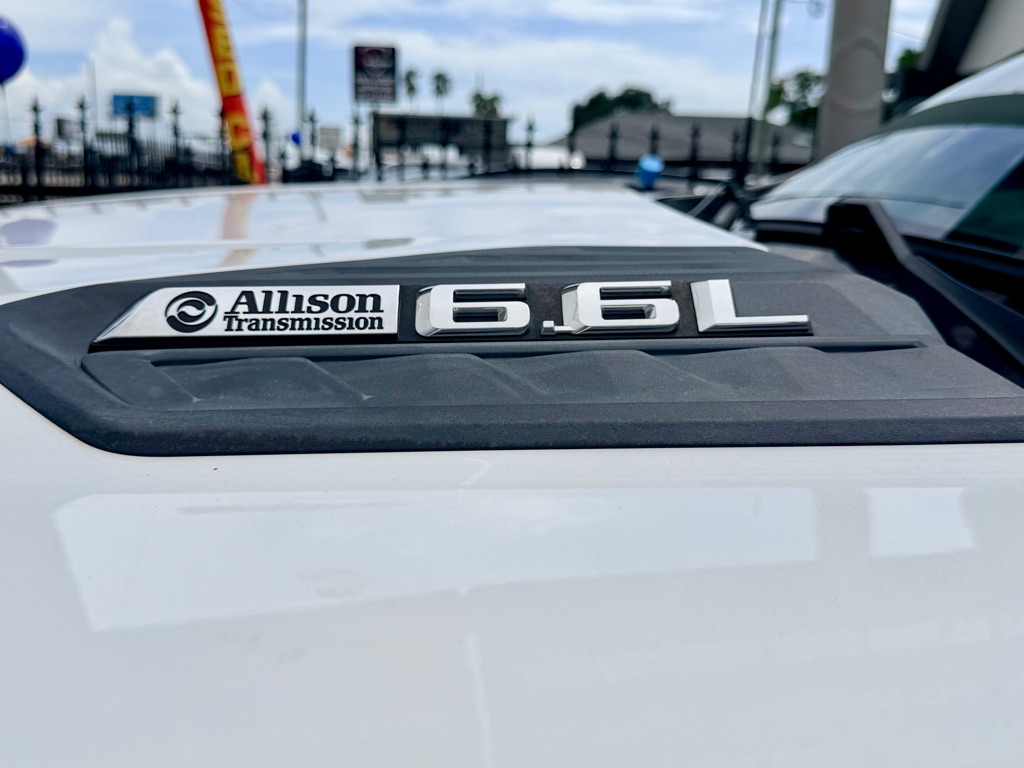 Photo 13 of this CHEVROLET SILVERADO 2500