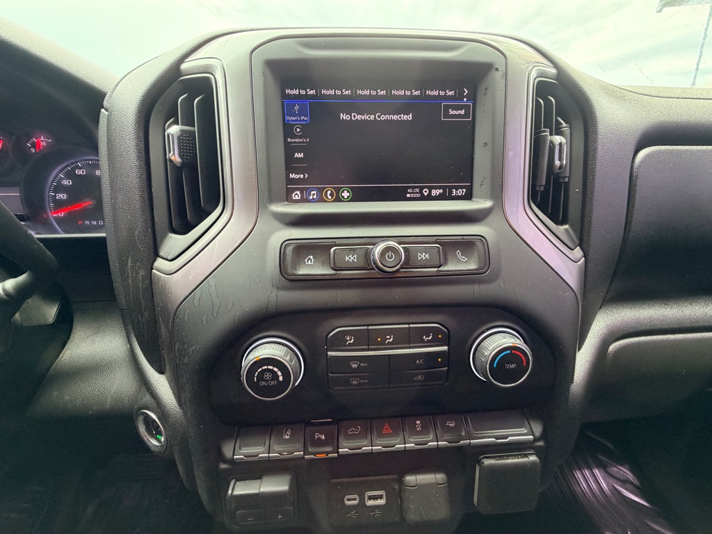 Photo 18 of this CHEVROLET SILVERADO 2500