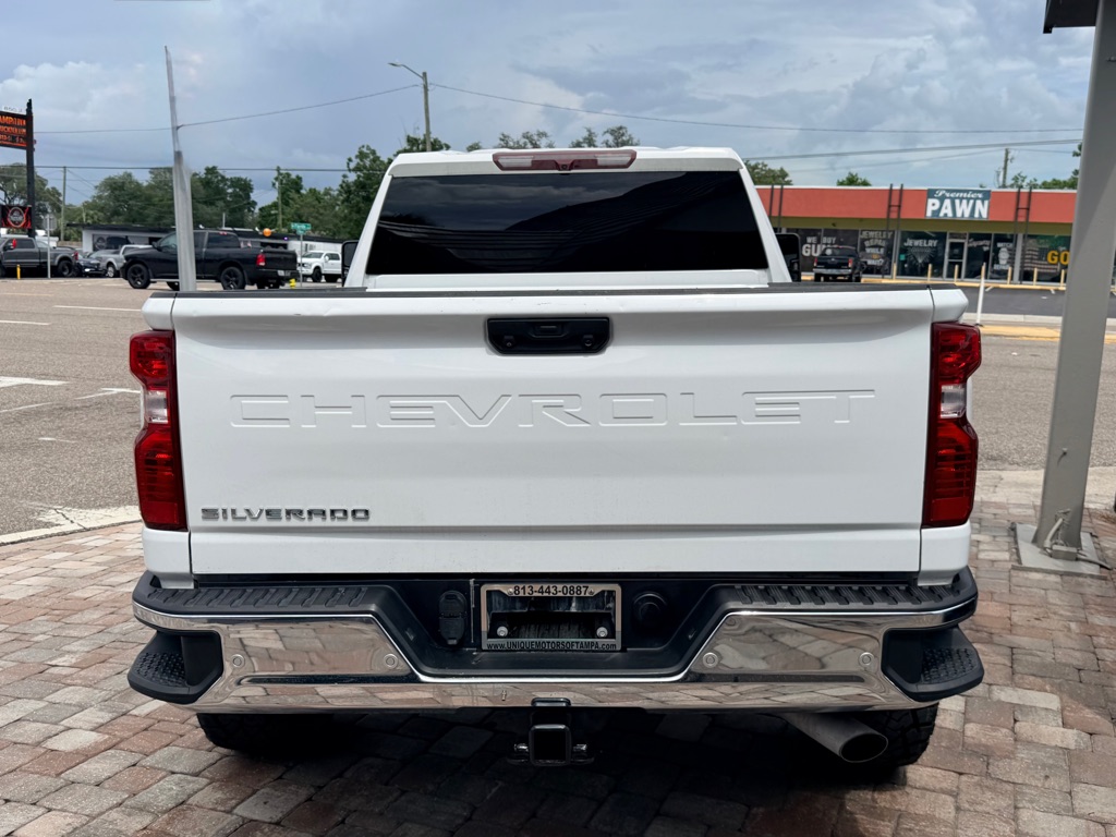 Photo 10 of this CHEVROLET SILVERADO 2500