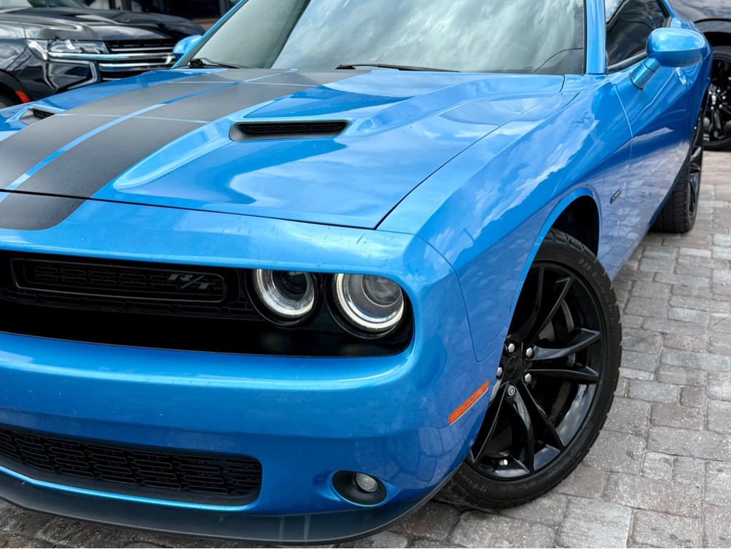 Photo 24 of this DODGE CHALLENGER