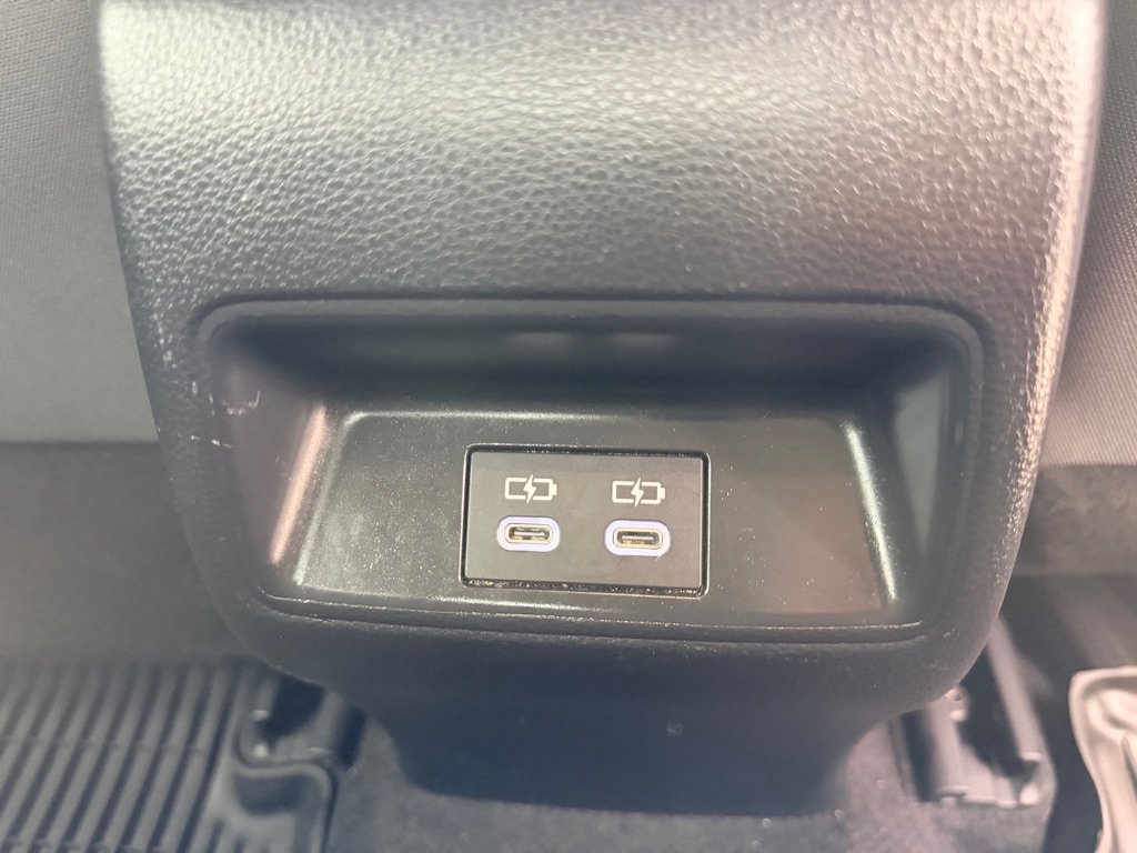 Photo 22 of this TOYOTA COROLLA