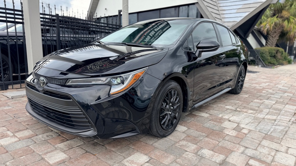 Photo 9 of this TOYOTA COROLLA