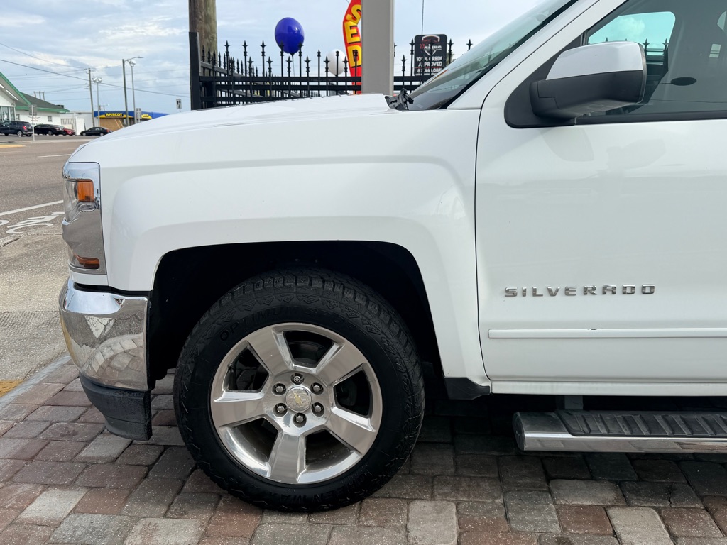 Photo 25 of this CHEVROLET SILVERADO 1500