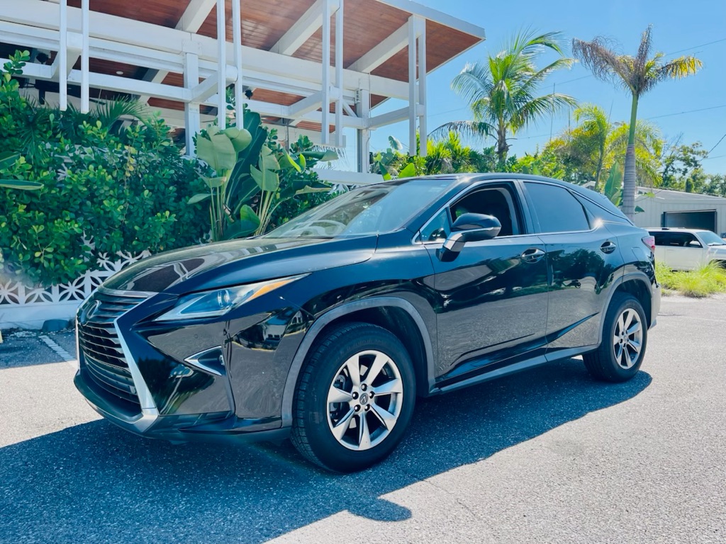 Photo 12 of this LEXUS RX