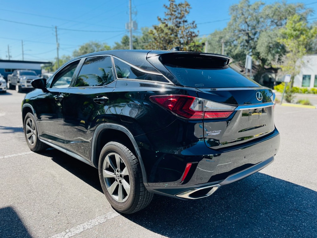 Photo 4 of this LEXUS RX