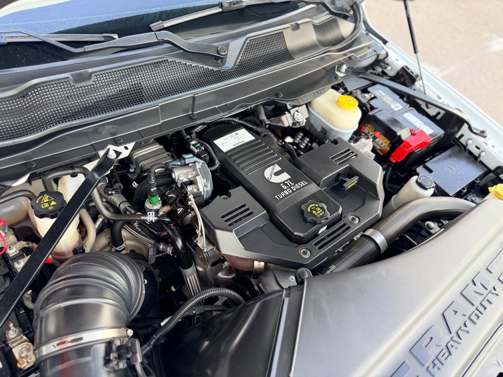Photo 36 of this RAM 2500