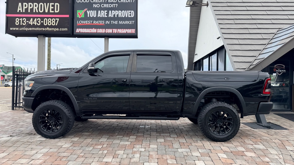 Photo 6 of this RAM 1500
