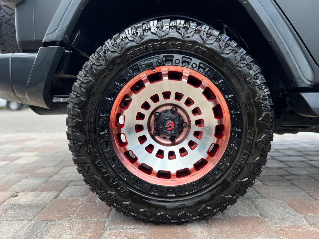 Photo 11 of this JEEP WRANGLER UNLIMI