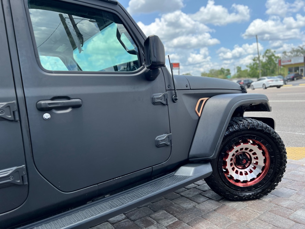 Photo 2 of this JEEP WRANGLER UNLIMI