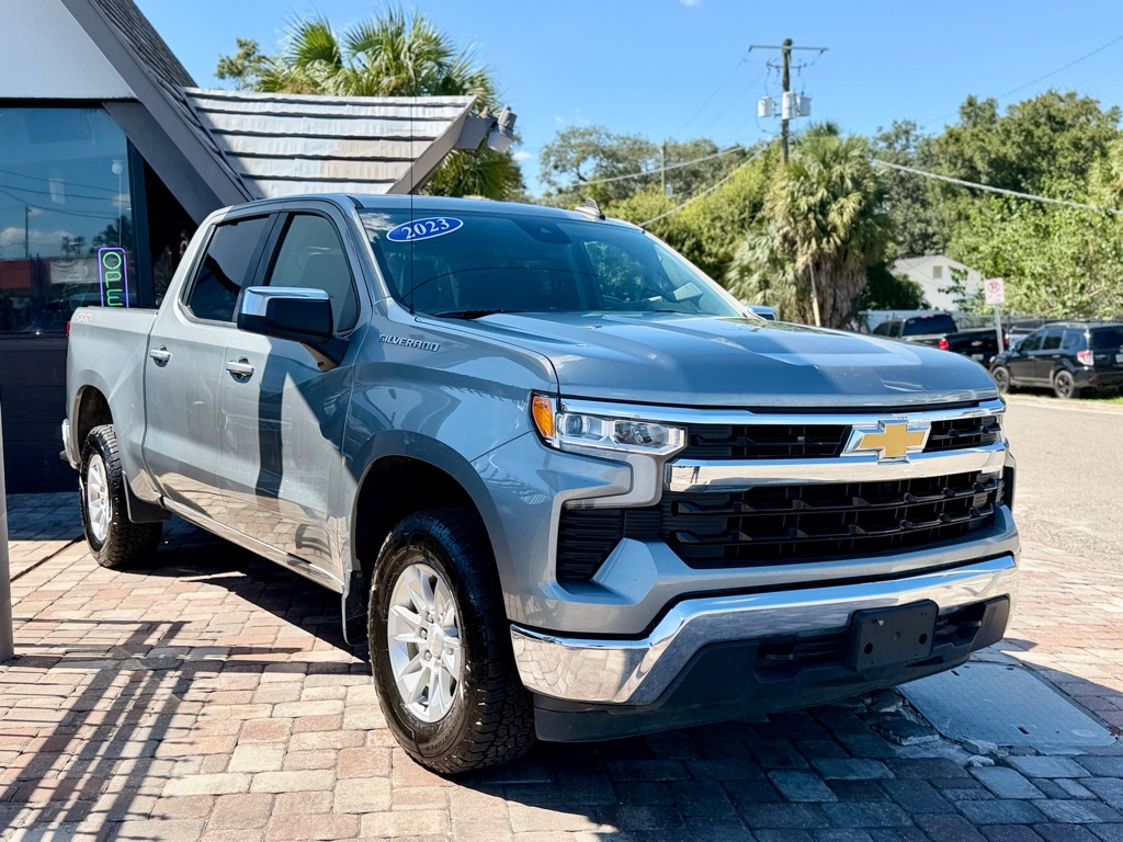 Photo 3 of this CHEVROLET SILVERADO 1500