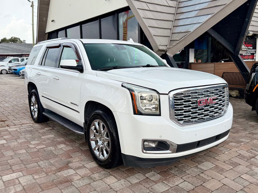 Photo 33 of this GMC YUKON