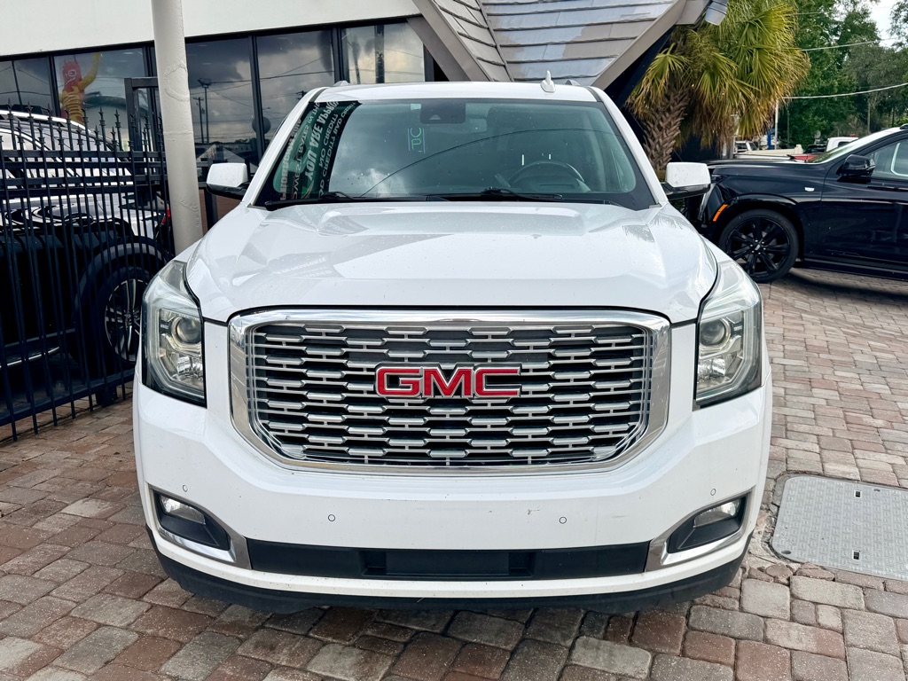 Photo 4 of this GMC YUKON