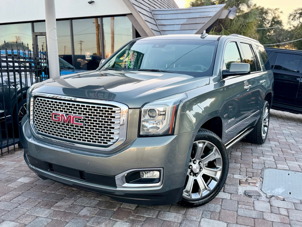 2017 GMC YUKON