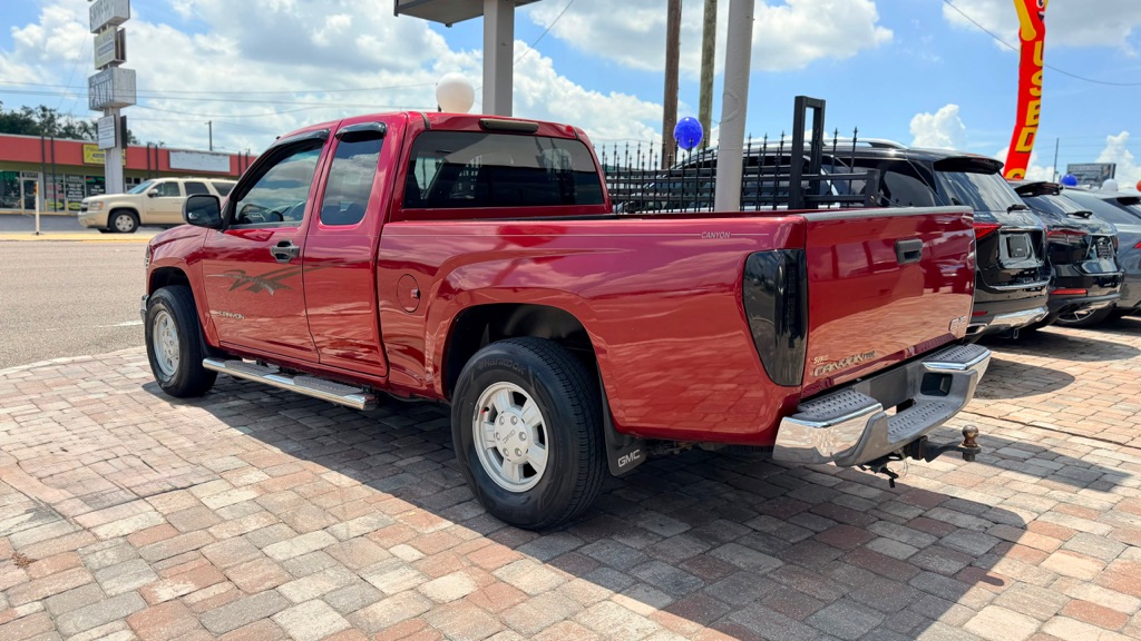 Photo 7 of this GMC CANYON