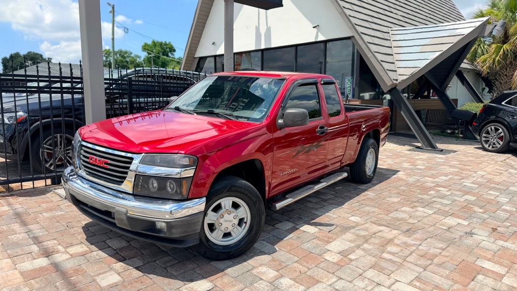 Photo 18 of this GMC CANYON