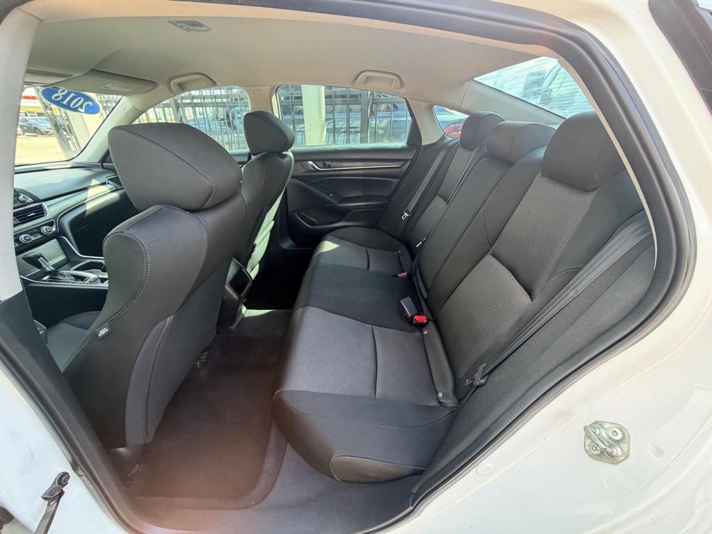 Photo 21 of this HONDA ACCORD